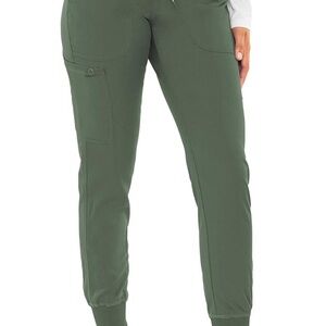 Med Couture Green Cropped Ankle Scrub Pants